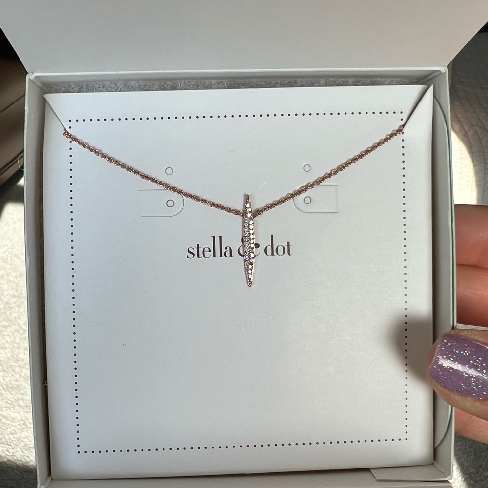 Stella & Dot Marilyn Marquis Necklace